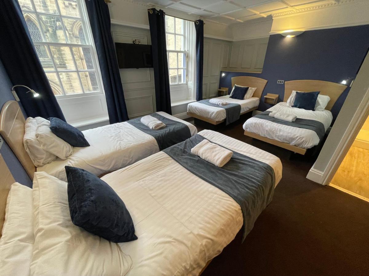 The George Hotel Γουίτμπι Εξωτερικό φωτογραφία