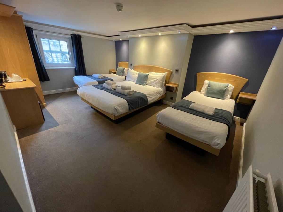 The George Hotel Γουίτμπι Εξωτερικό φωτογραφία